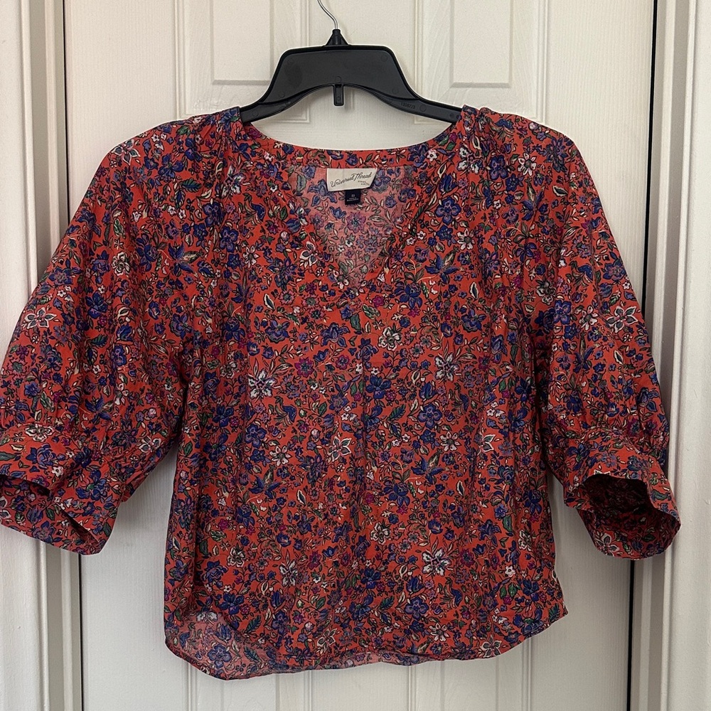 Universal Thread Rust Floral V-Neck Blouse with Blue Accents